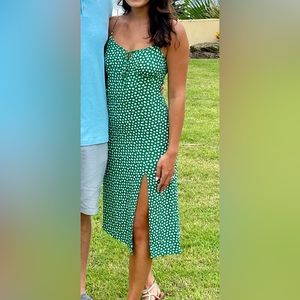 Green Midi-Dress w. Slit